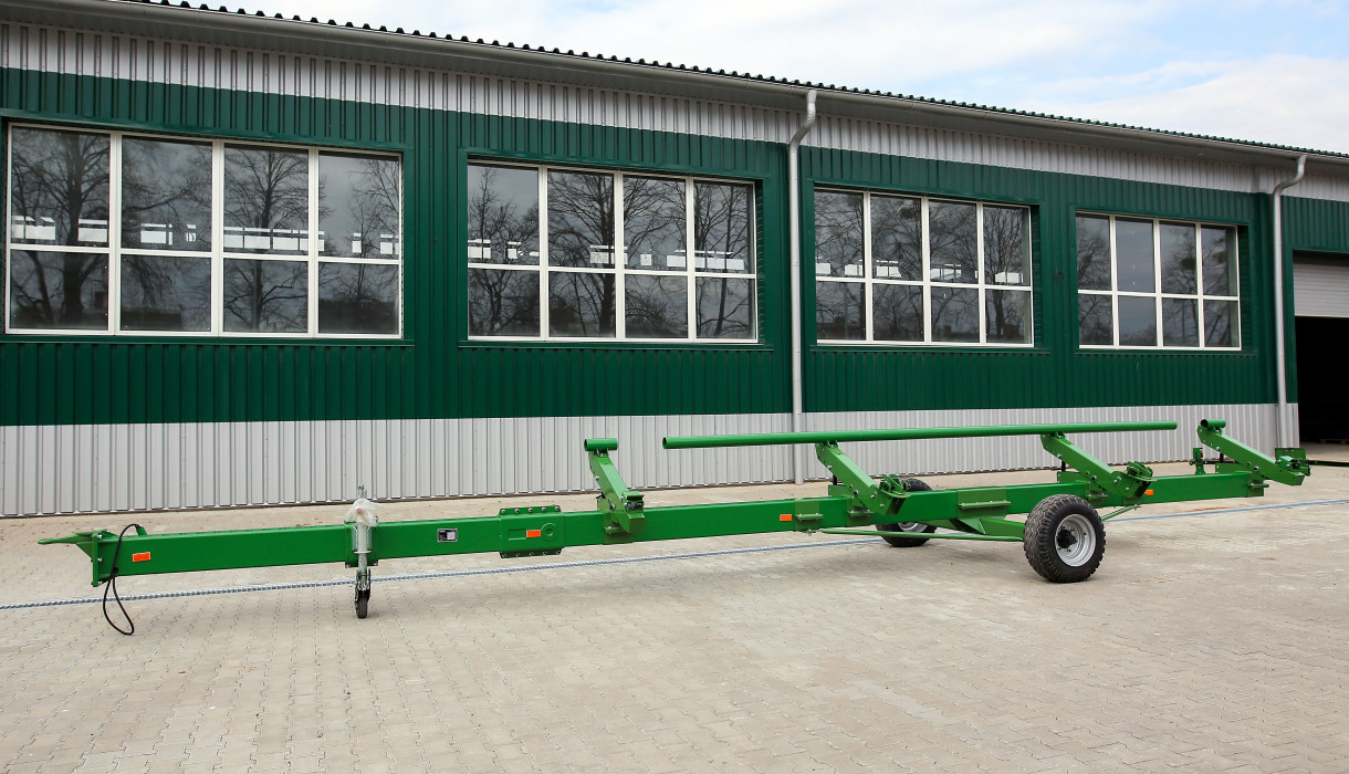 Single-axle trailer for header transportation MAANS-16.04.001